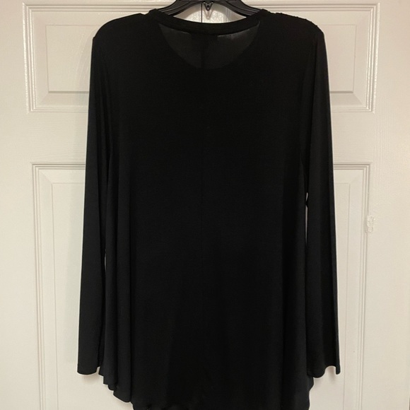 NWT Lane Bryant Black Smocked Yoke Max Swing Tunic- Size 10/12 - Picture 5 of 8